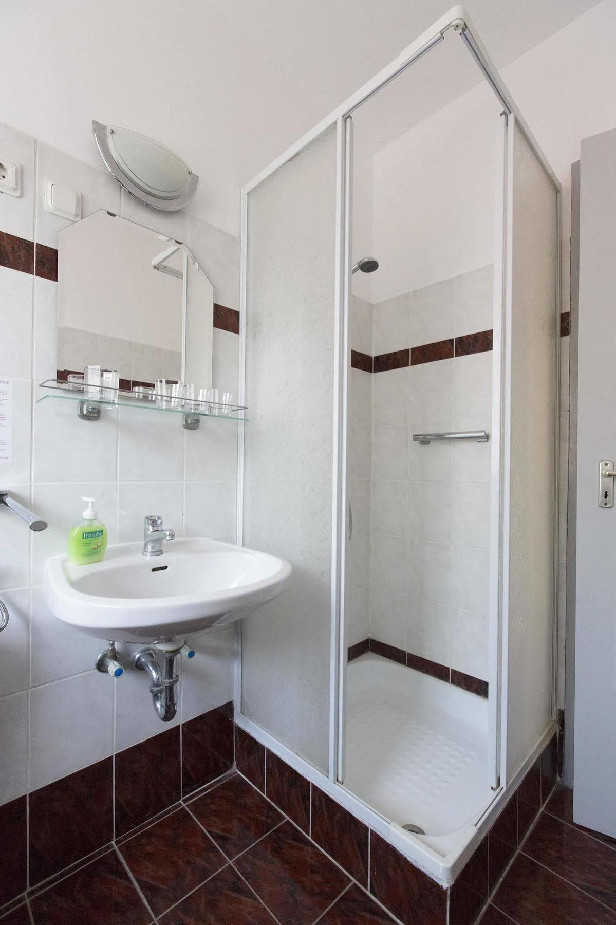 Hotel Francoise Balatonlelle Ngoại thất bức ảnh